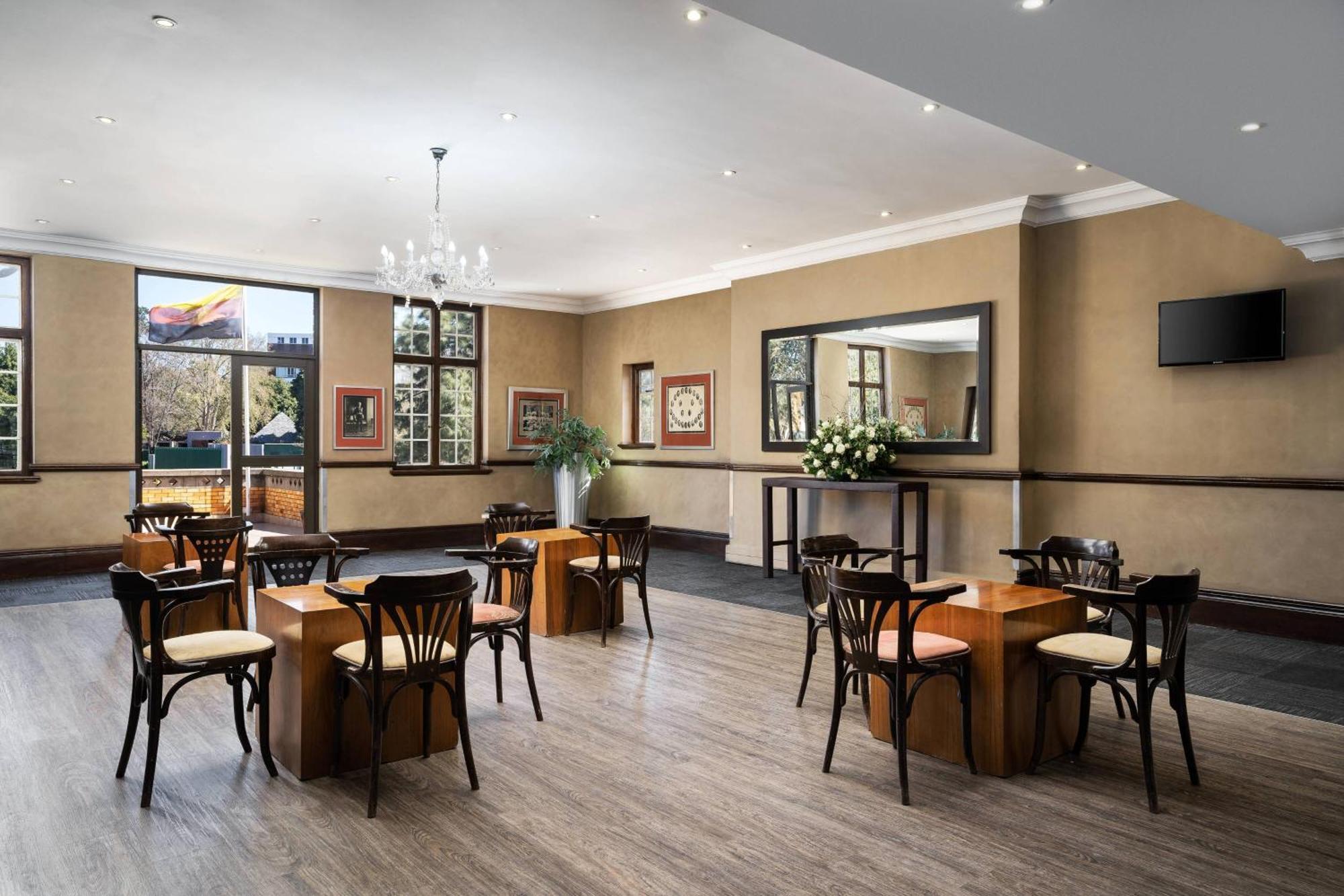 Protea Hotel By Marriott Johannesburg Wanderers Joanesburgo Exterior foto