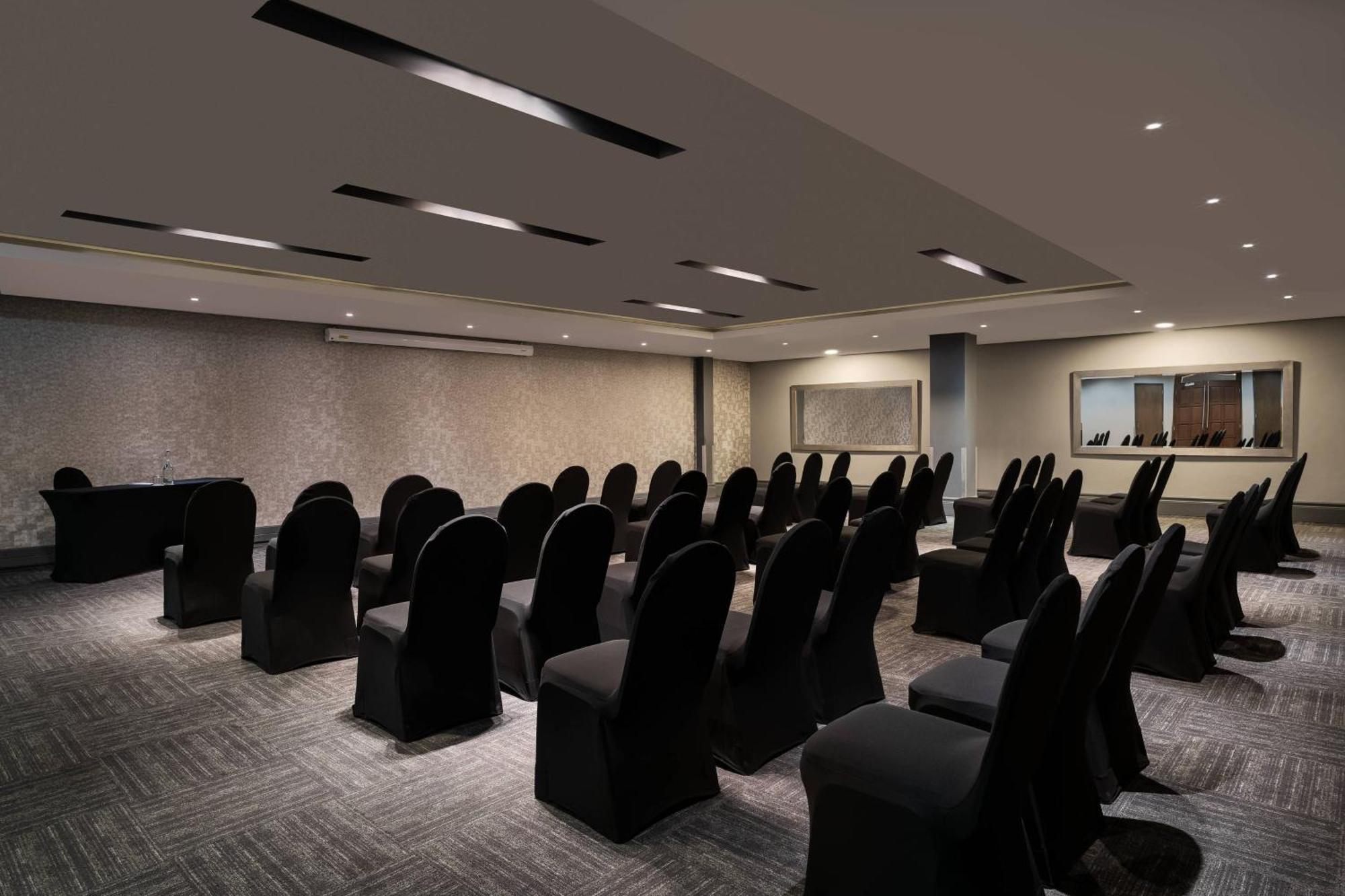Protea Hotel By Marriott Johannesburg Wanderers Joanesburgo Exterior foto