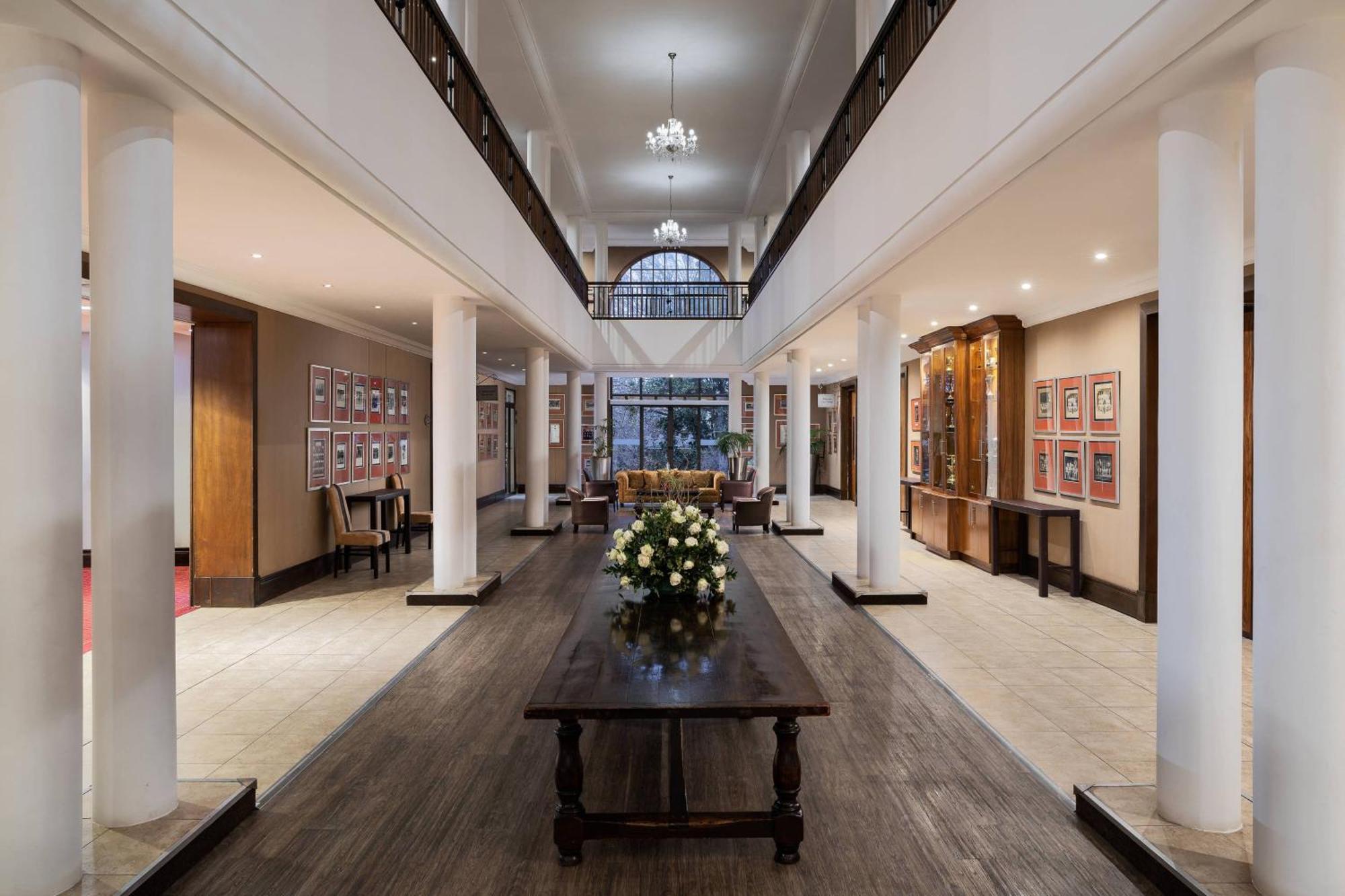 Protea Hotel By Marriott Johannesburg Wanderers Joanesburgo Exterior foto